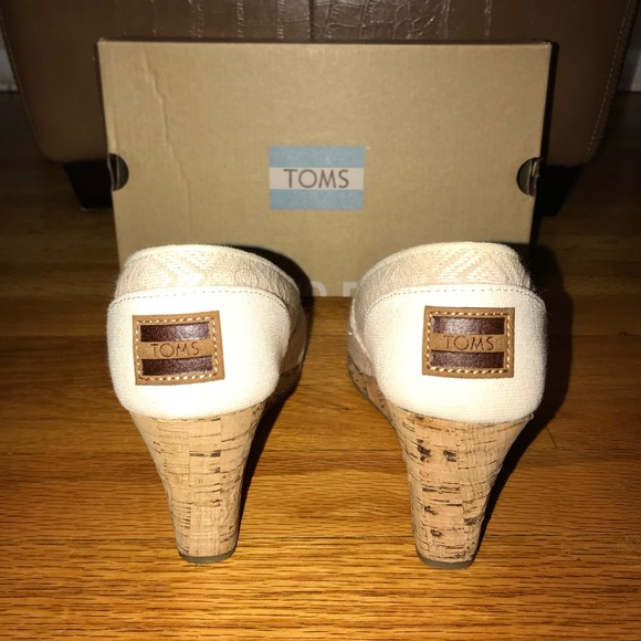 Toms Wedges - Picture 3 of 7